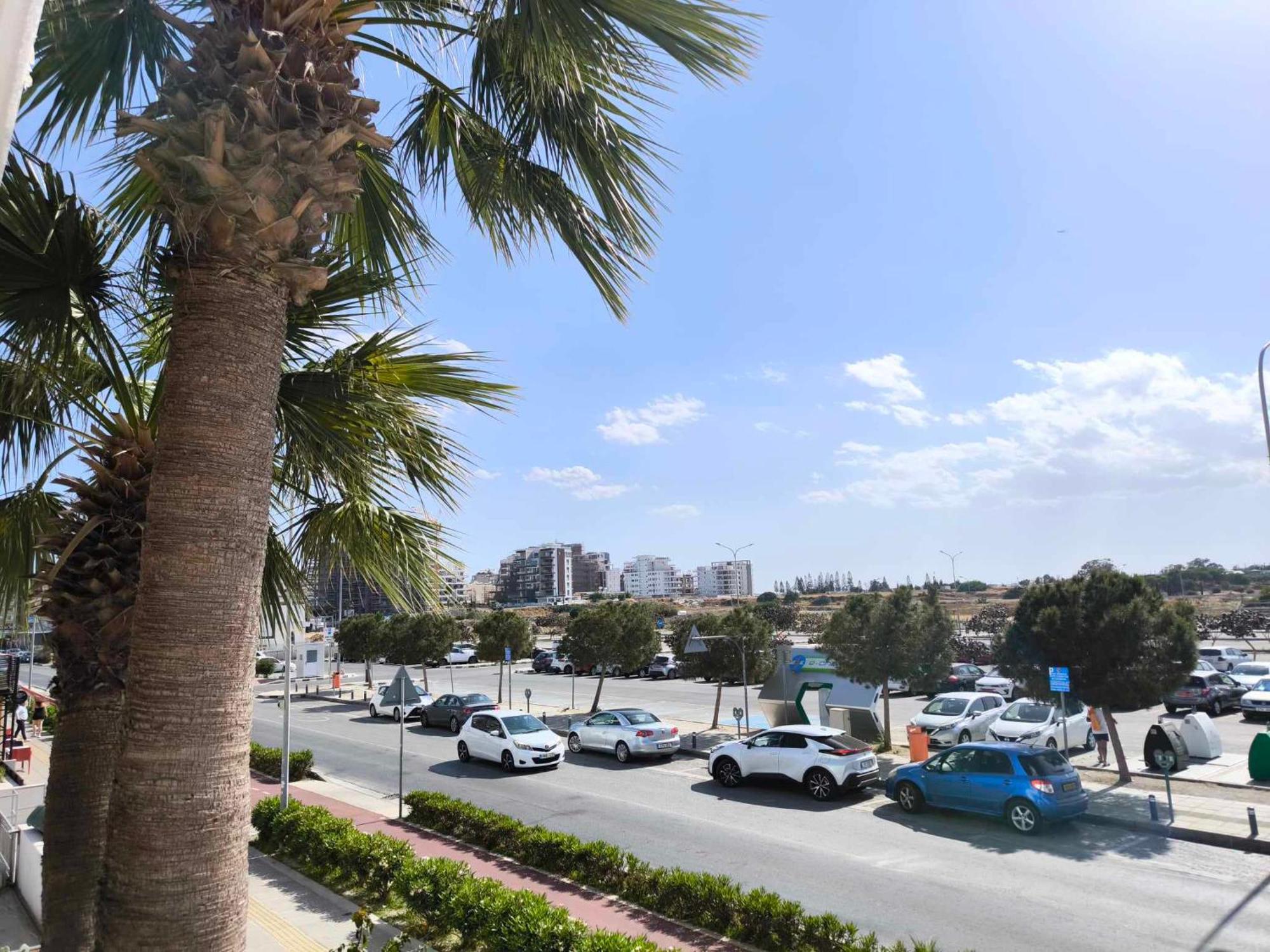 13 Sandy Beach Mackenzie Larnaca Zewnętrze zdjęcie